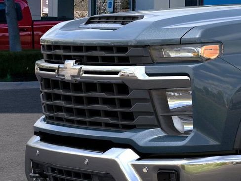 New 2026 Chevrolet Silverado 2500 LT image 13