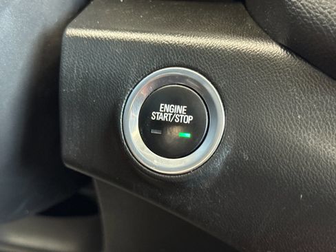 Used 2022 GMC Terrain Denali image 26