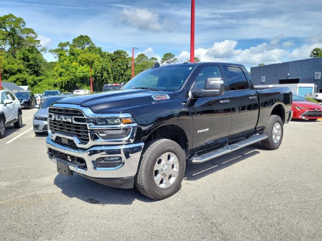 Used 2025 RAM 2500 Big Horn AWD/4WD image 5