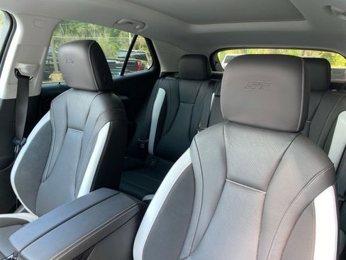 New 2025 Buick Envision Sport Touring image 23