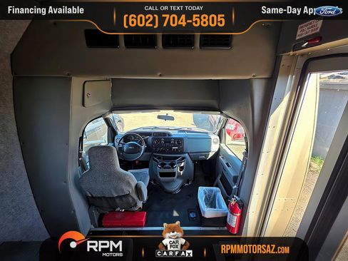 Used 2011 Ford E-350 and Econoline 350 Super Duty w/ Shuttle Bus Prep Pkg image 9