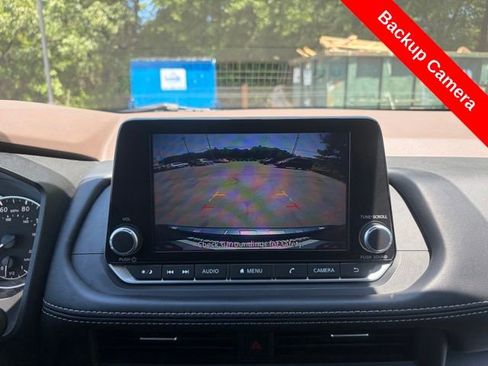 Used 2023 Nissan Rogue SV AWD/4WD image 20