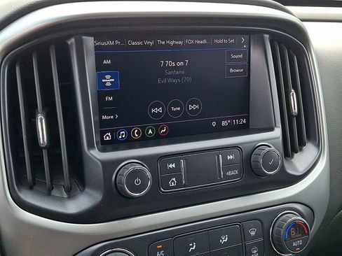 Used 2022 Chevrolet Colorado ZR2 AWD/4WD image 3