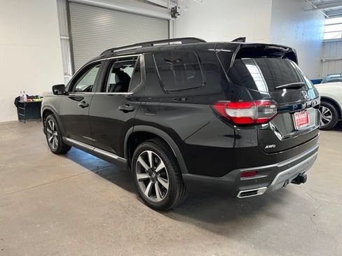 Used 2023 Honda Pilot Elite image 5