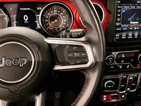 Used 2019 Jeep Wrangler Unlimited Rubicon AWD/4WD image 12