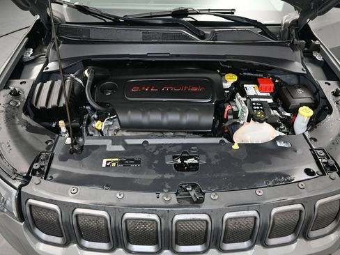 Used 2022 Jeep Compass Trailhawk w/ Trailhawk Convenience Group image 12