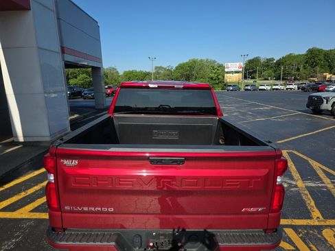 Used 2025 Chevrolet Silverado 1500 RST w/ Z71 Off-Road Package AWD/4WD image 7