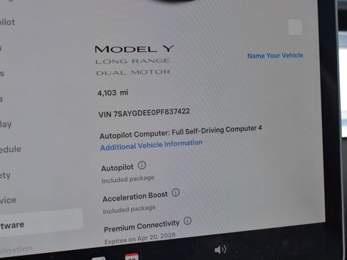 Used 2023 Tesla Model Y Long Range image 11