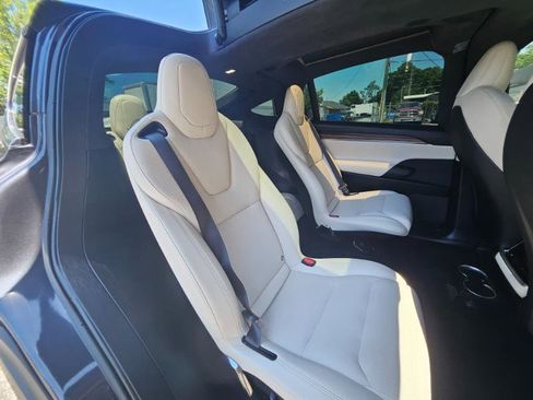 Used 2023 Tesla Model X AWD/4WD image 68