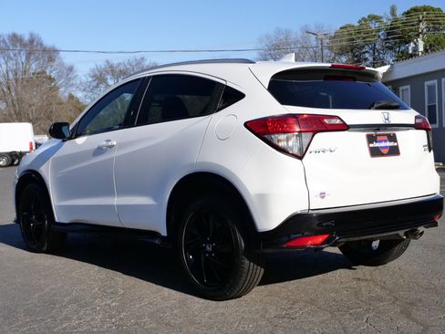 Used 2021 Honda HR-V Sport image 16
