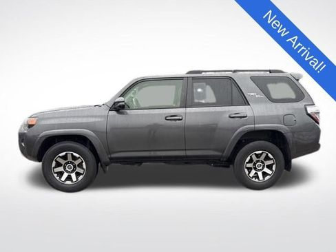 Used 2020 Toyota 4Runner TRD Off-Road Premium image 4