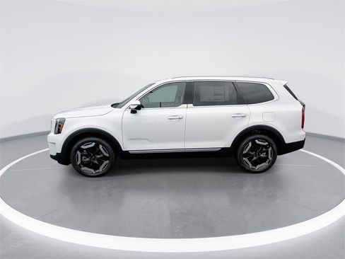 New 2025 Kia Telluride S image 5