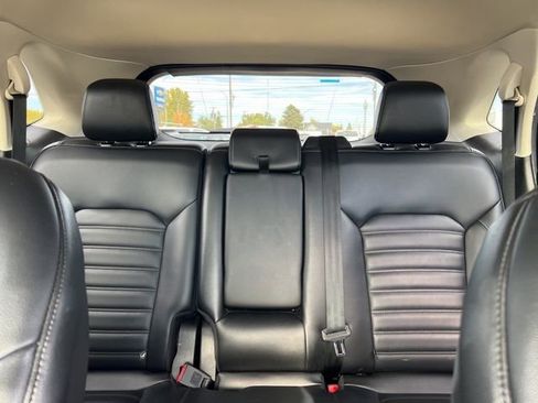 Used 2023 Ford Edge SEL image 12