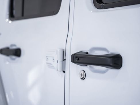 New 2026 Jeep Wrangler Unlimited Rubicon image 15