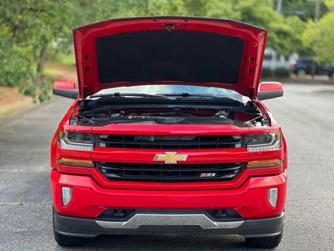 Used 2017 Chevrolet Silverado 1500 LT w/ All Star Edition AWD/4WD image 40