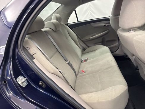 Used 2013 Toyota Corolla LE FWD image 20