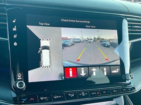 Used 2024 Jeep Grand Wagoneer Series III w/ Rear Seat Video Group 1 image 13