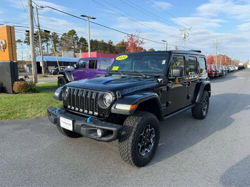 Used 2021 Jeep Wrangler Unlimited Rubicon 4xe w/ Steel Bumper Group image 7