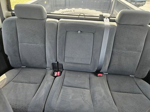 Used 2008 Chevrolet Silverado 2500 LT w/ 1LT Convenience Package AWD/4WD image 14