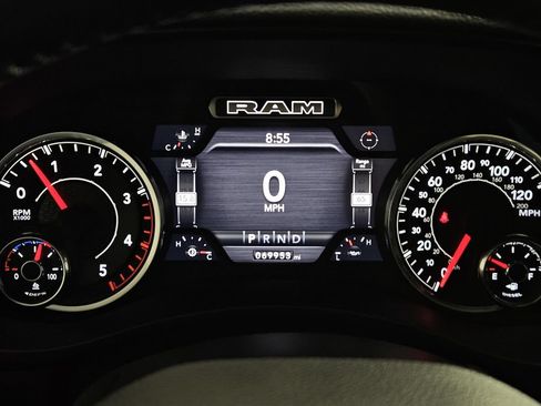 Used 2024 RAM 2500 Laramie w/ Night Edition AWD/4WD image 12