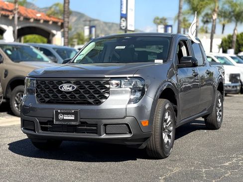 New 2026 Ford Maverick XLT w/ XLT Luxury Package AWD/4WD image 4