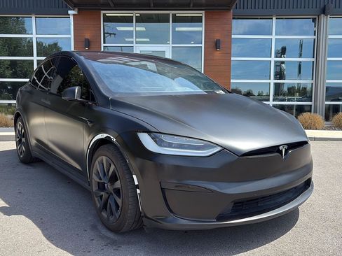Used 2022 Tesla Model X AWD/4WD image 2