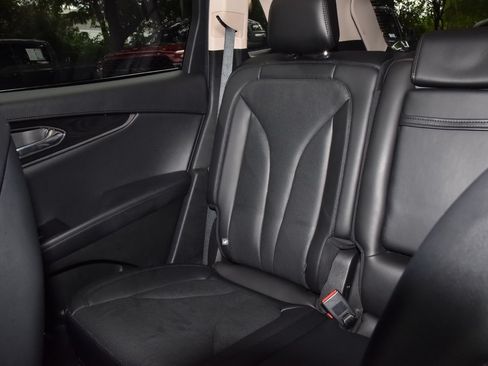 Certified 2023 Lincoln Nautilus Reserve FWD image 19