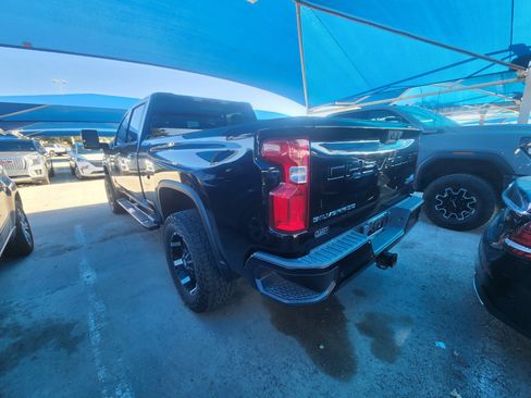 Used 2020 Chevrolet Silverado 2500 High Country w/ Z71 Off-Road Package AWD/4WD image 3