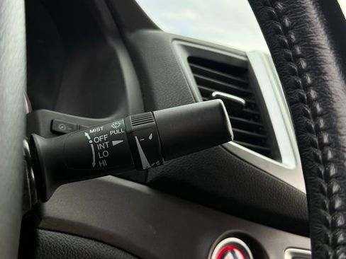 Used 2017 Honda Ridgeline RTL image 11