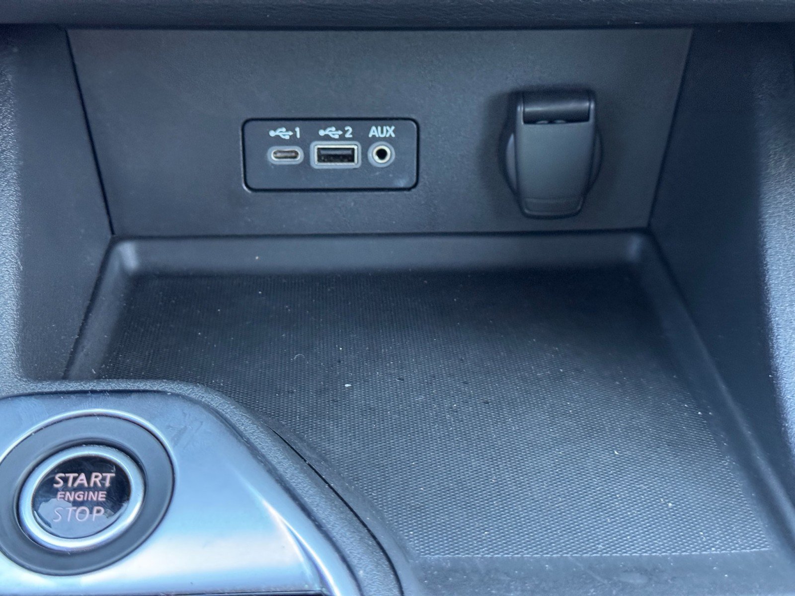 Used 2020 Nissan Sentra SR FWD image 24