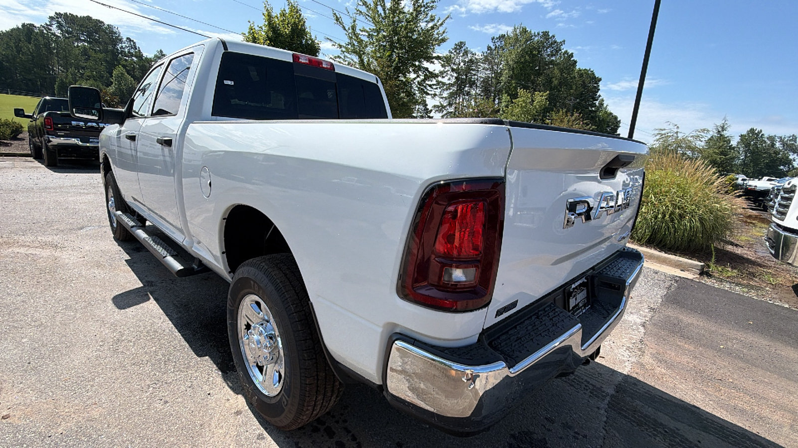 New 2026 RAM 2500 Tradesman AWD/4WD image 10