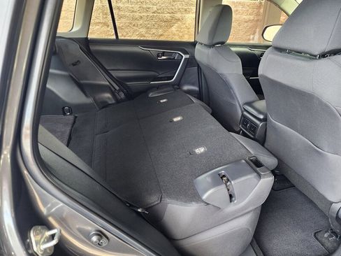 Used 2023 Toyota RAV4 XLE image 69