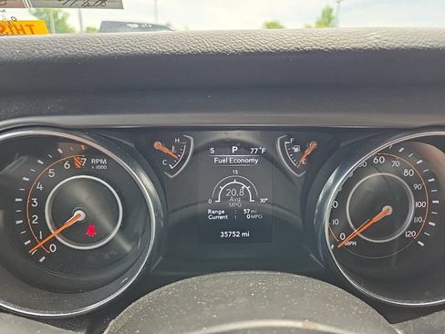 Used 2022 Jeep Wrangler Unlimited Sport AWD/4WD image 18