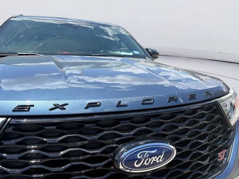 Used 2020 Ford Explorer ST AWD/4WD image 8