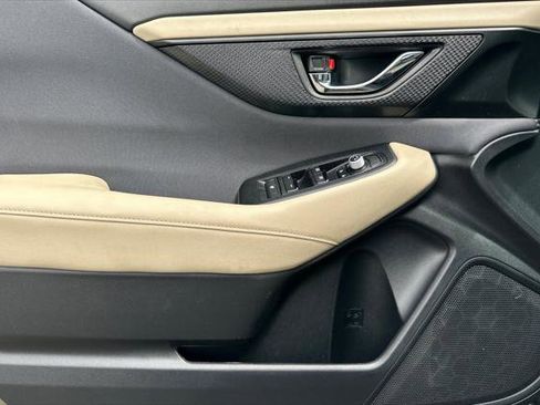 Used 2023 Subaru Outback Premium image 10