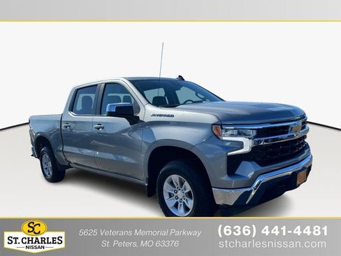 Used 2025 Chevrolet Silverado 1500 LT AWD/4WD image 1