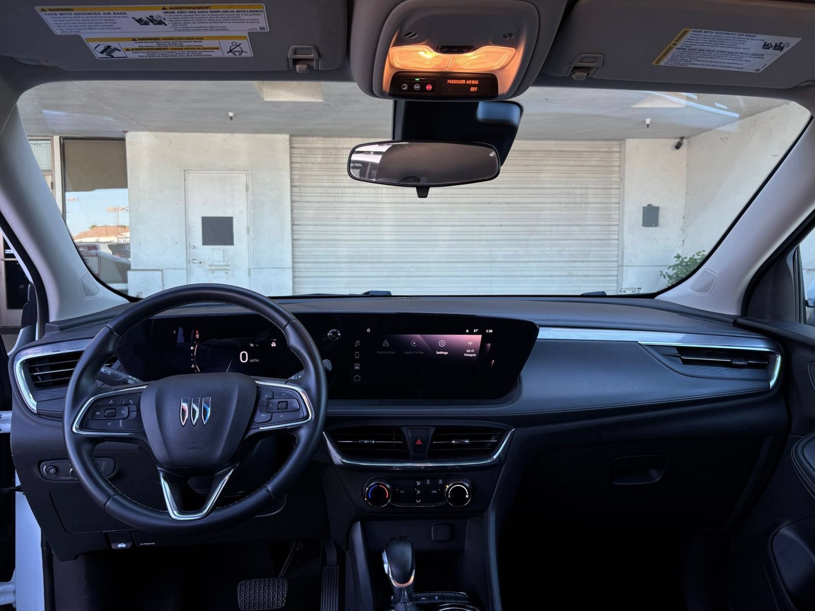 Used 2025 Buick Encore GX Preferred AWD/4WD image 32