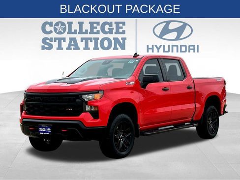 Used 2023 Chevrolet Silverado 1500 Custom Trail Boss w/ LPO, Dark Essentials Package image 6