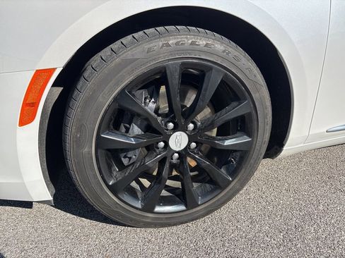 Used 2017 Cadillac XTS Premium Luxury image 11