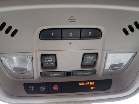 Used 2020 Chevrolet Traverse Premier w/ LPO, Floor Liner Package FWD image 41