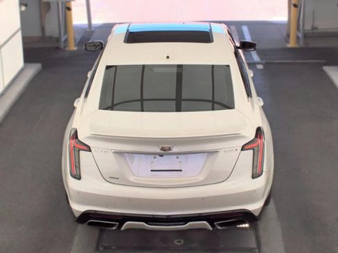 Used 2023 Cadillac CT5 Sport w/ Platinum Package AWD/4WD image 3