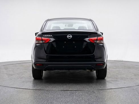 Used 2025 Nissan Versa SV FWD image 7