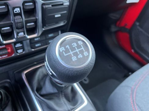 New 2026 Jeep Wrangler Unlimited Rubicon AWD/4WD image 4