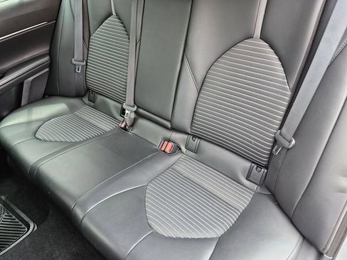 Used 2024 Toyota Camry SE FWD image 14