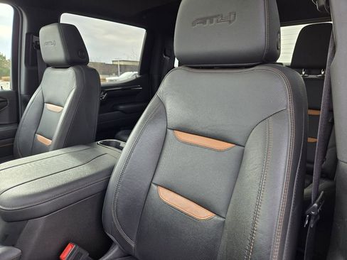 Used 2024 GMC Sierra 1500 AT4 w/ AT4 Premium Package image 16