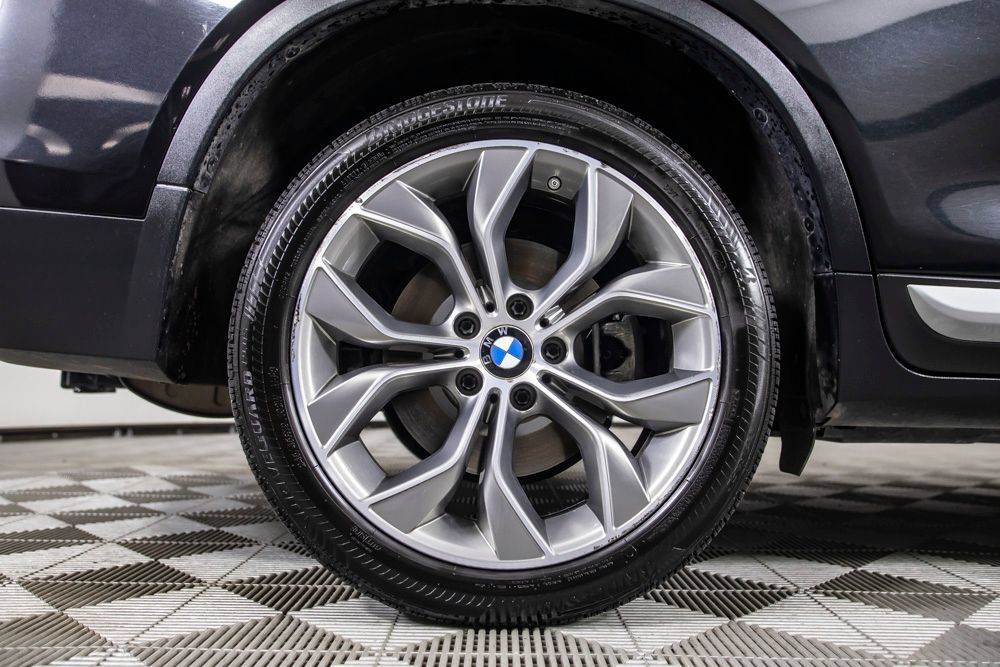 Used 2017 BMW X4 xDrive28i AWD/4WD image 41