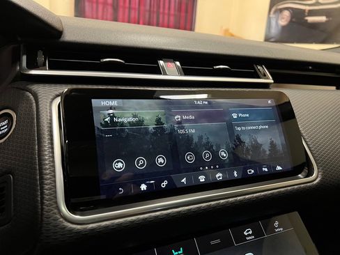 Used 2020 Land Rover Range Rover Velar R-Dynamic S image 25