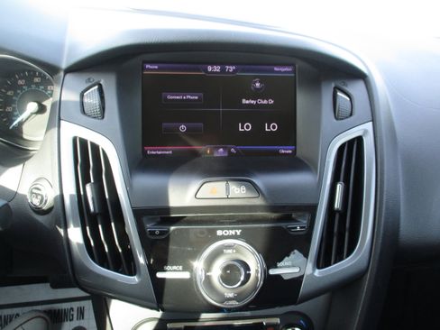 Used 2013 Ford Focus Titanium w/ Titanium Handling Pkg image 19