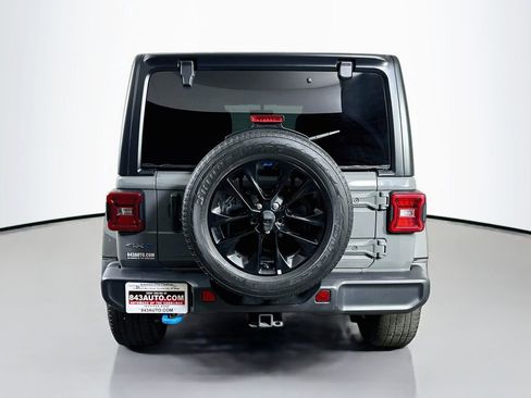 Used 2023 Jeep Wrangler Unlimited Sahara AWD/4WD image 6