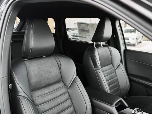 New 2026 Mitsubishi Outlander LE FWD image 39